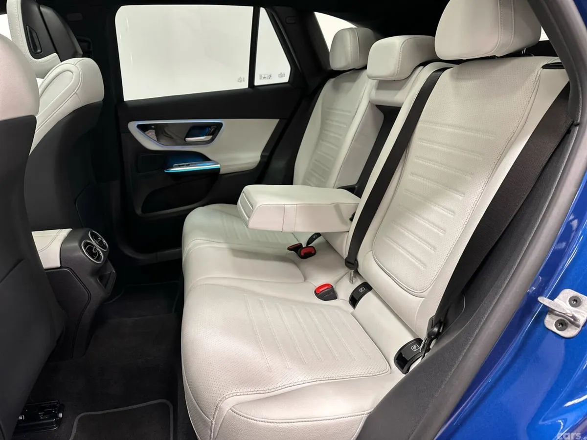 Mercedes-Benz GLC SUV, Diesel Hybrid, 2024, Blue