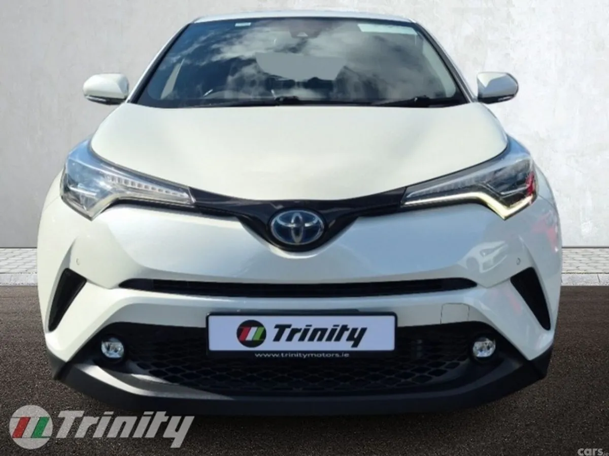 Toyota C-HR SUV, Petrol Hybrid, 2019, White