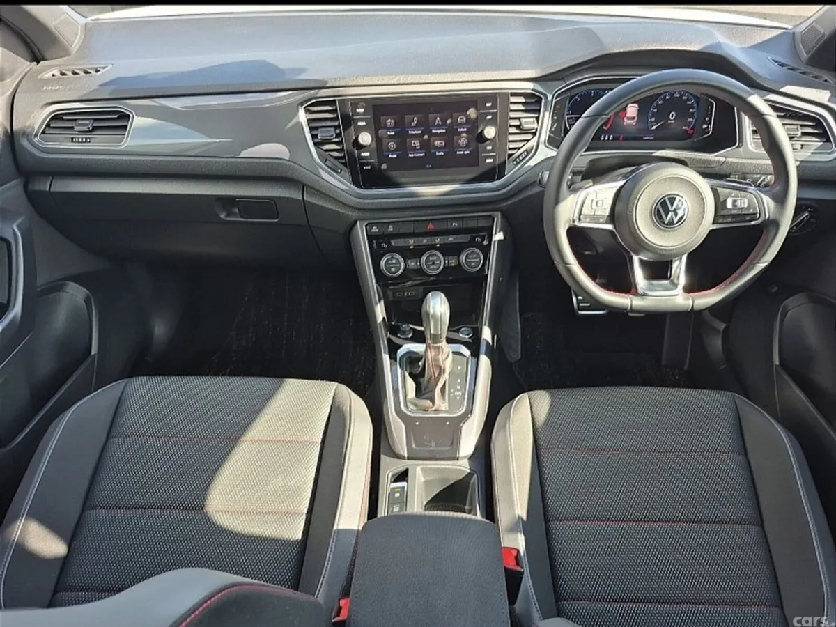 Volkswagen T-Roc SUV, Diesel, 2021, White