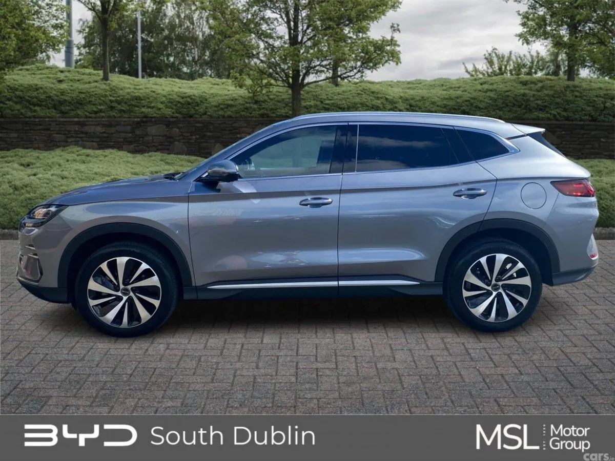 BYD SEAL U Hatchback, Petrol Plug-in Hybrid, 2025, Grey