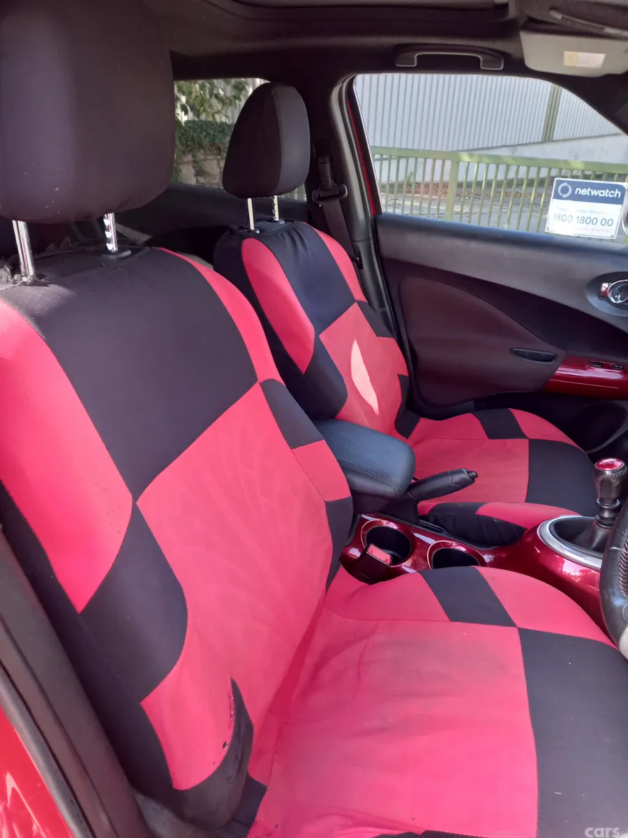 Nissan Juke SUV, Diesel, 2017, Red