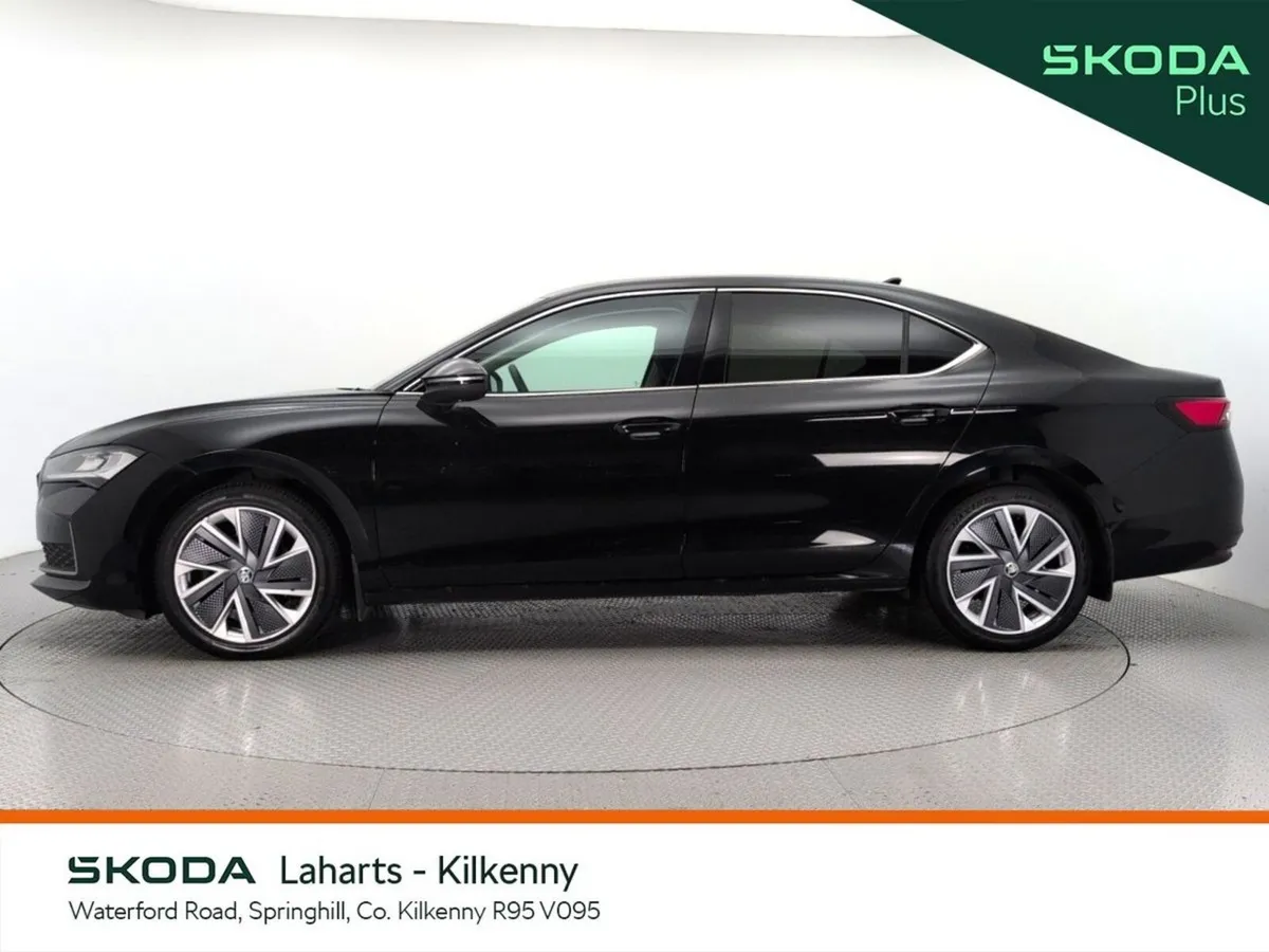 Skoda Superb Saloon, Diesel, 2024, Black
