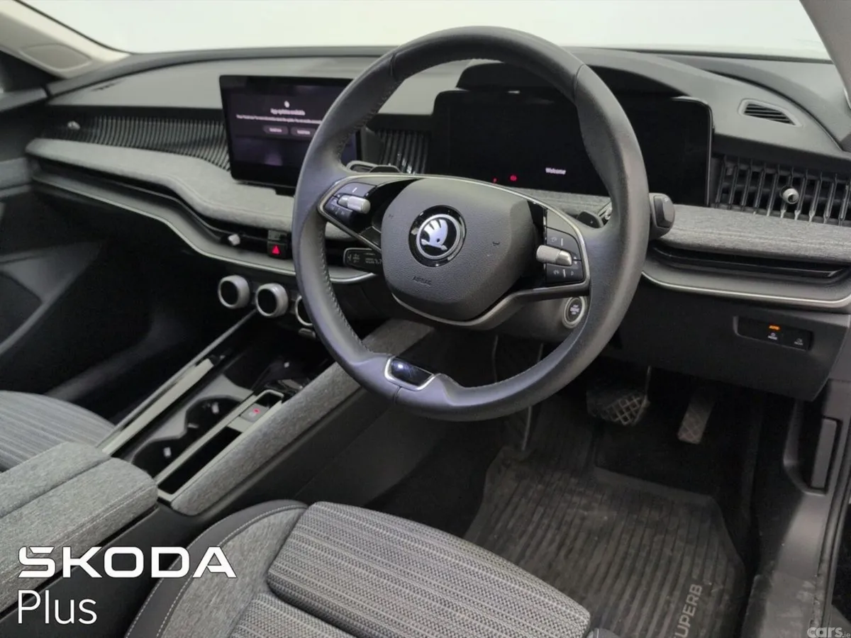 Skoda Superb Saloon, Diesel, 2024, Black