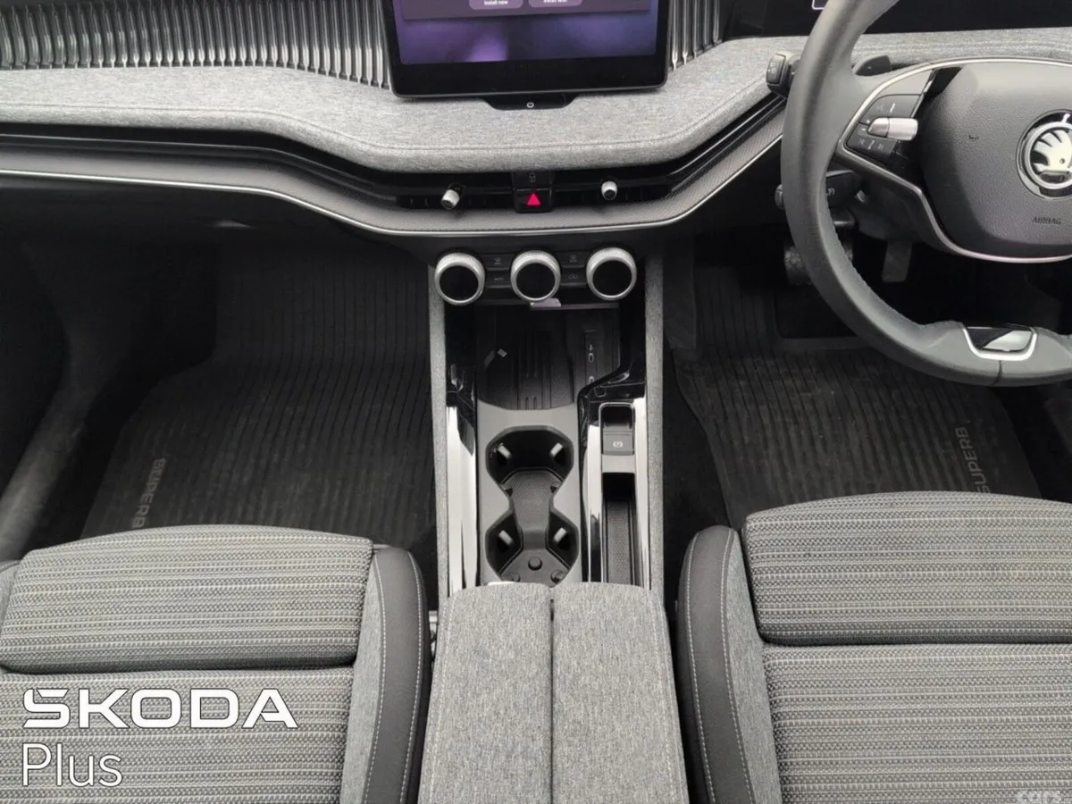 Skoda Superb Saloon, Diesel, 2024, Black