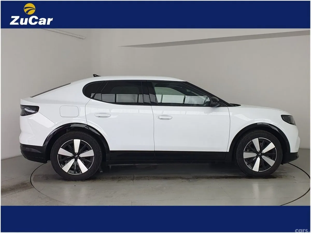 Ford Capri SUV, Electric, 2025, White