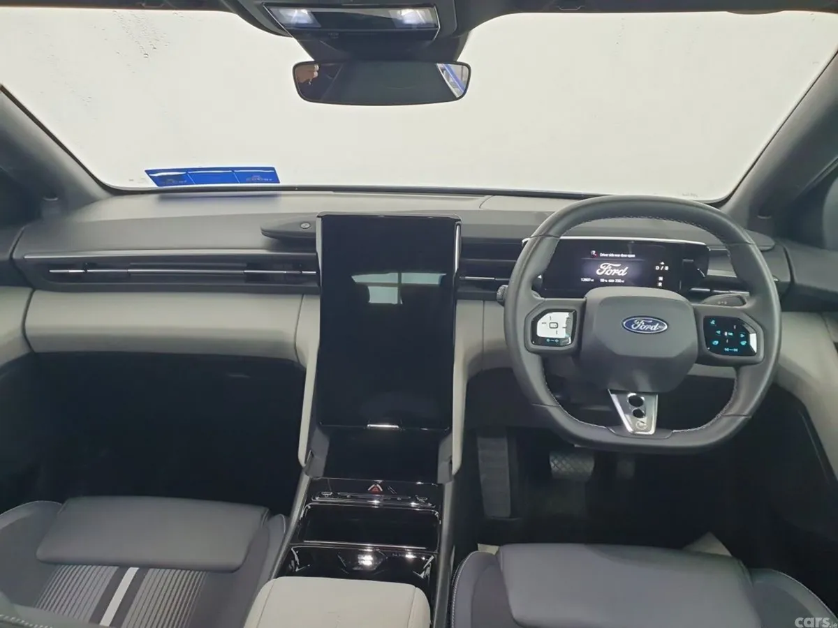 Ford Capri SUV, Electric, 2025, White