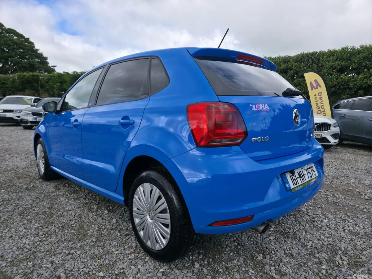 Volkswagen Polo Hatchback, Petrol, 2016, Blue