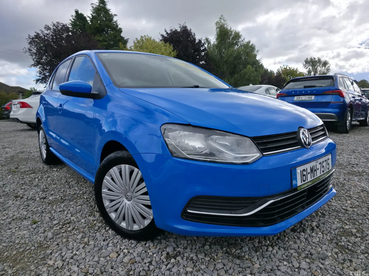 Volkswagen Polo Hatchback, Petrol, 2016, Blue