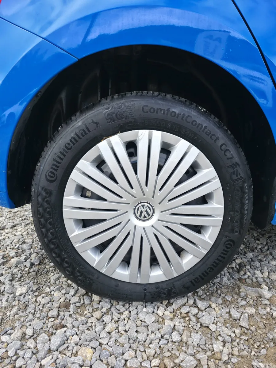 Volkswagen Polo Hatchback, Petrol, 2016, Blue