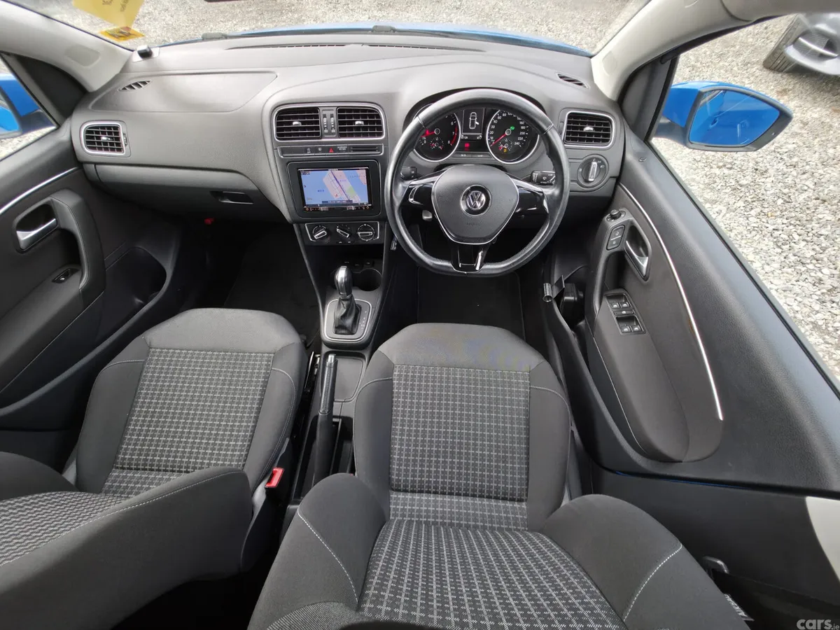 Volkswagen Polo Hatchback, Petrol, 2016, Blue