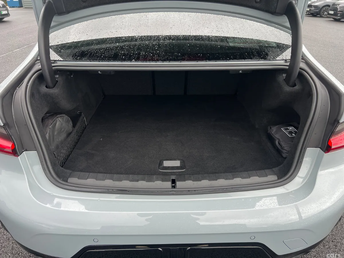 BMW 3-Series Saloon, Petrol Hybrid, 2023, Grey