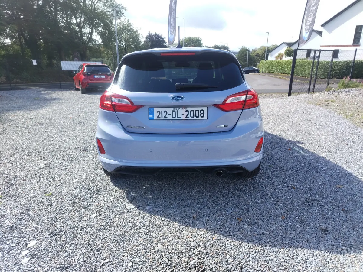 Ford Fiesta Hatchback, Petrol, 2021, Blue