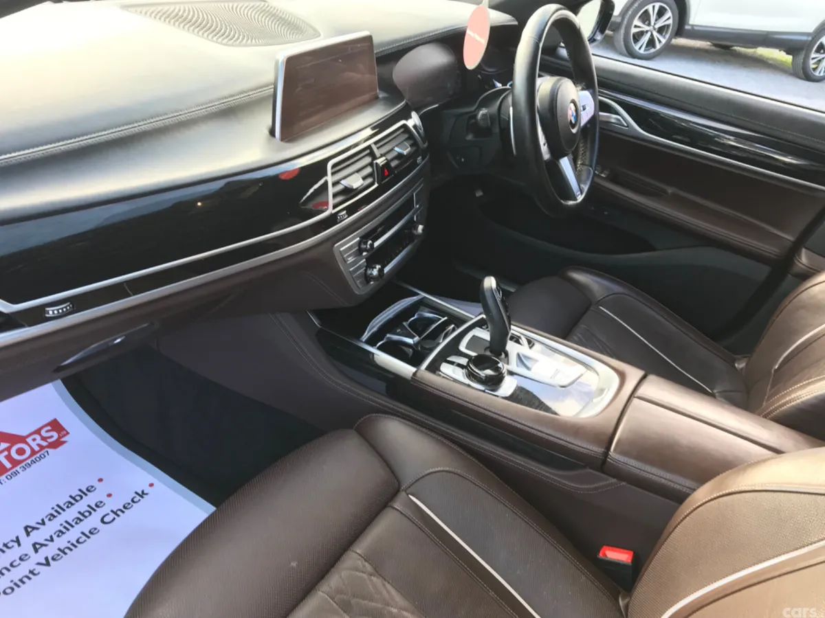 BMW 7-Series Saloon, Petrol Plug-in Hybrid, 2019, Brown