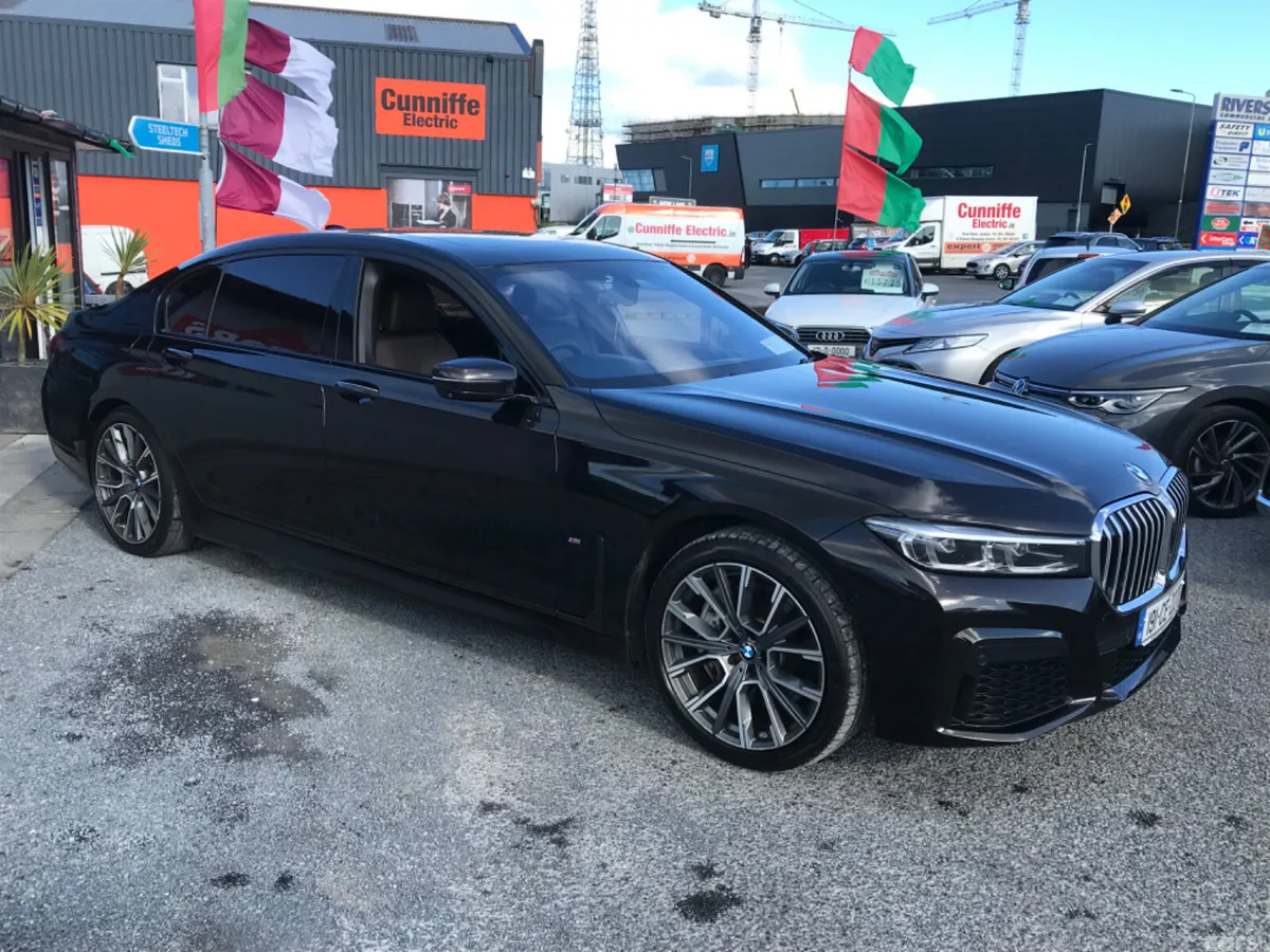 BMW 7-Series Saloon, Petrol Plug-in Hybrid, 2019, Brown