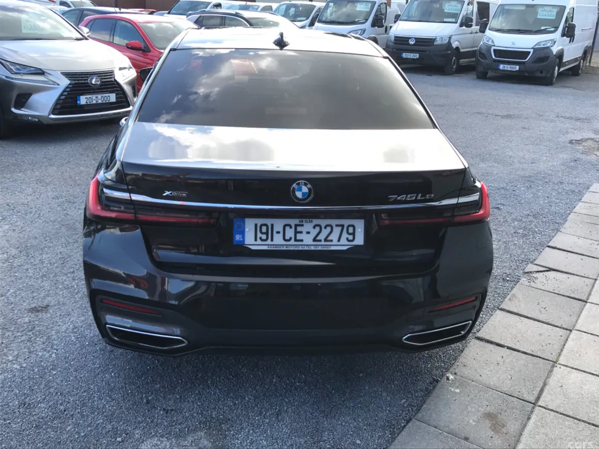 BMW 7-Series Saloon, Petrol Plug-in Hybrid, 2019, Brown