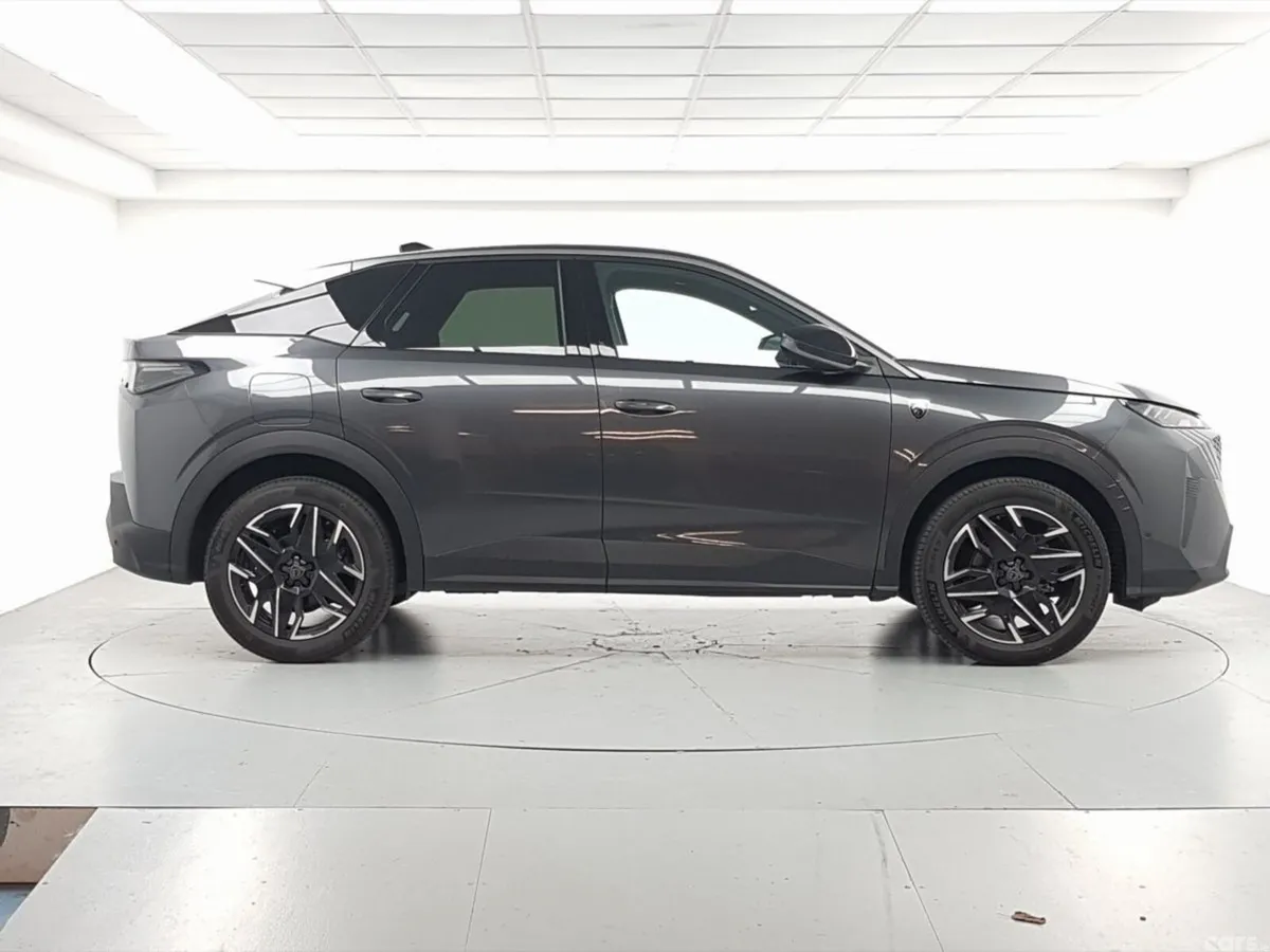 Peugeot 3008 MPV, Petrol, 2026, Grey