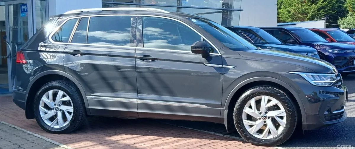 Volkswagen Tiguan SUV, Diesel, 2023, Grey