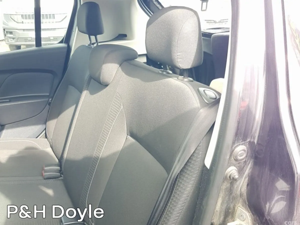 Dacia Sandero Hatchback, Petrol, 2018, Black
