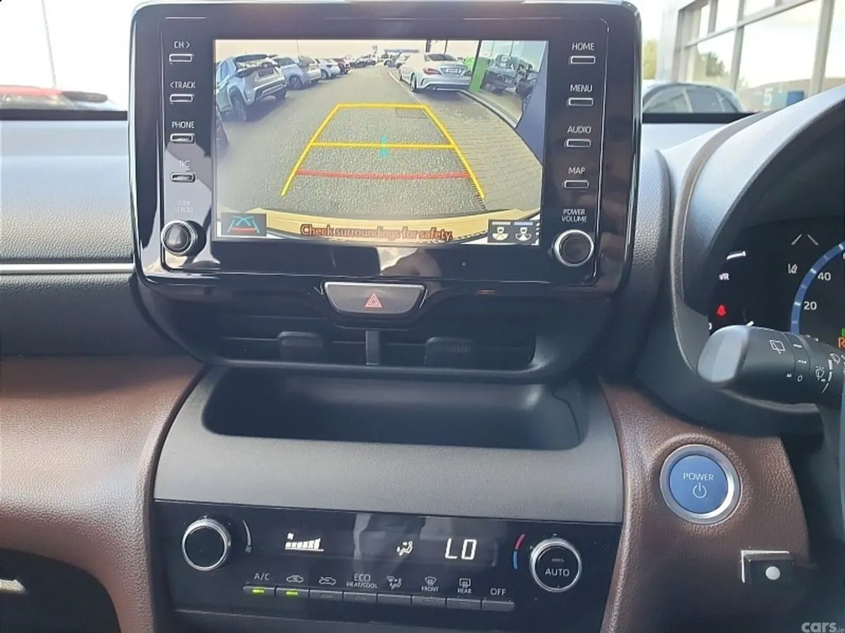 Toyota Yaris Cross SUV, Petrol Hybrid, 2022, Beige