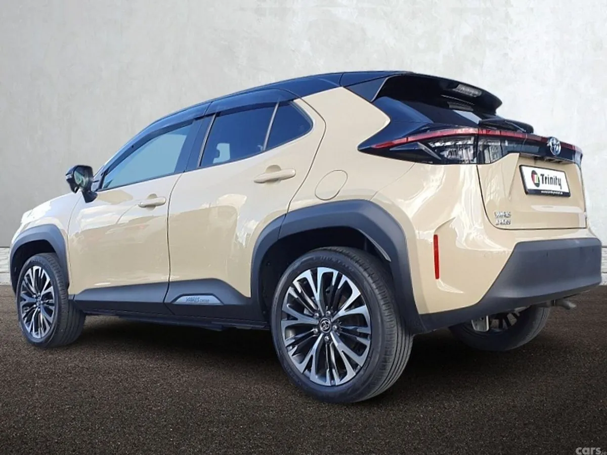 Toyota Yaris Cross SUV, Petrol Hybrid, 2022, Beige