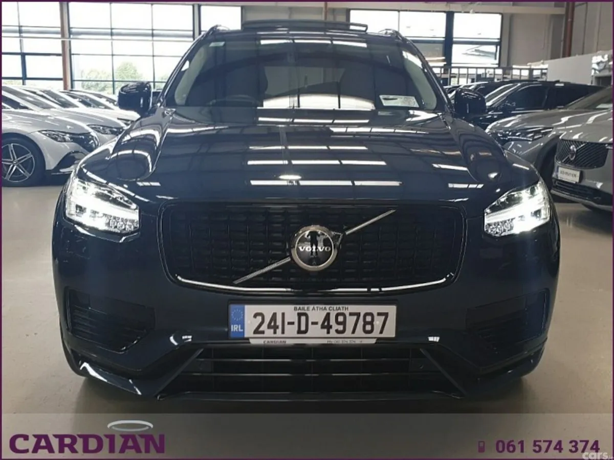 Volvo XC90 SUV, Petrol Plug-in Hybrid, 2024, Blue