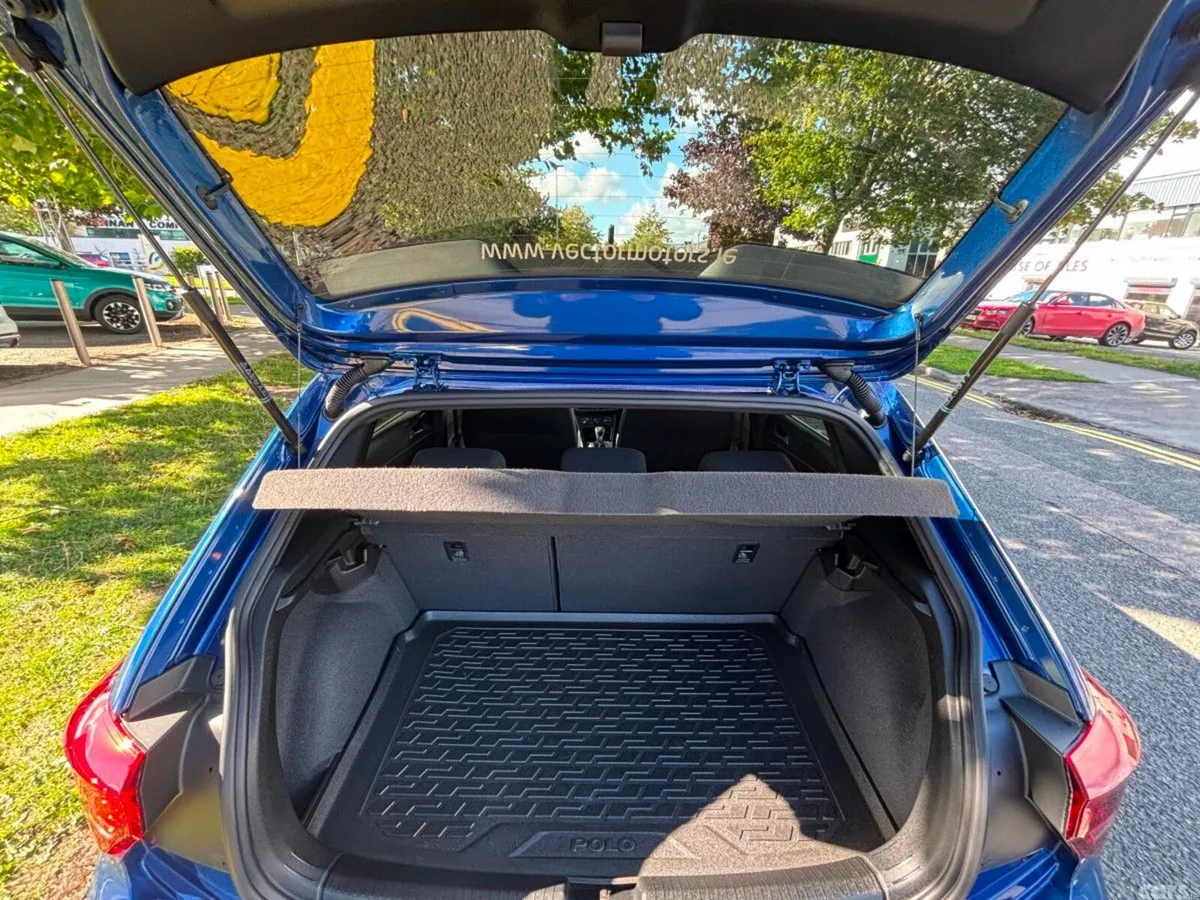 Volkswagen Polo Hatchback, Petrol, 2025, Blue