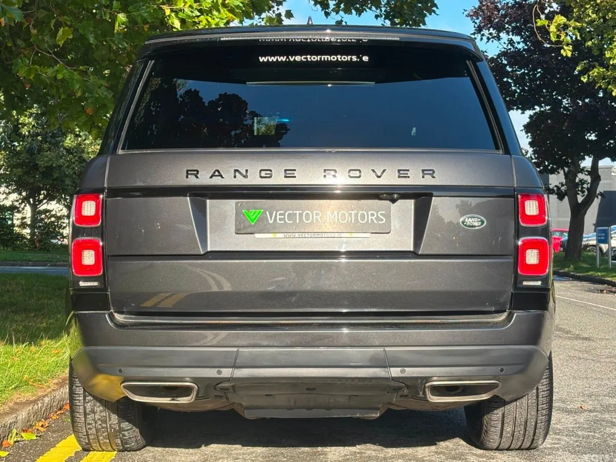 Land Rover Range Rover SUV, Petrol Plug-in Hybrid, 2021, Grey