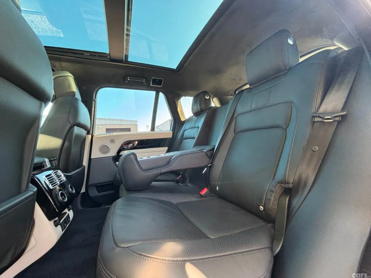 Land Rover Range Rover SUV, Petrol Plug-in Hybrid, 2021, Grey