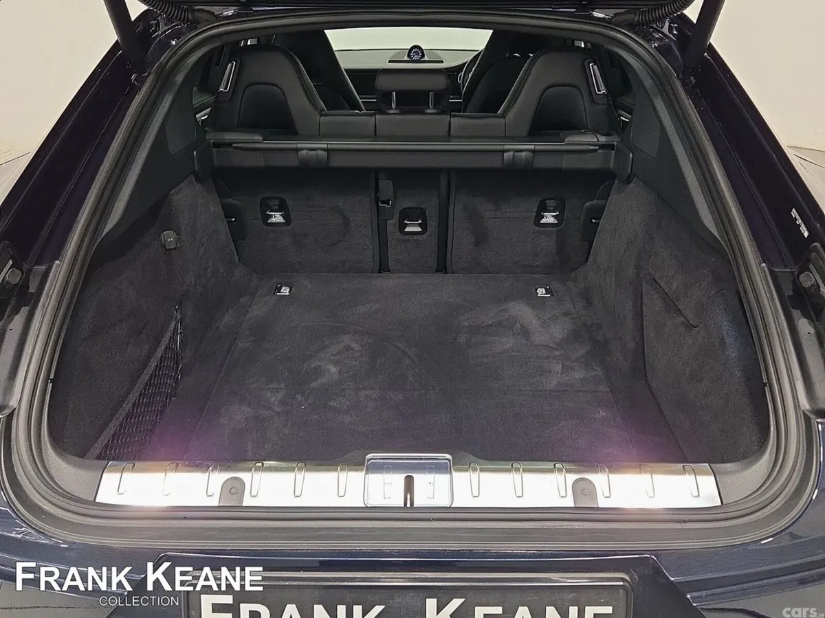 Porsche Panamera Hatchback, Petrol Plug-in Hybrid, 2022, Blue
