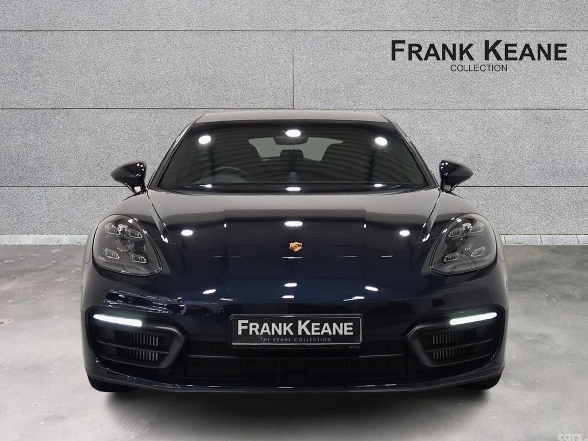 Porsche Panamera Hatchback, Petrol Plug-in Hybrid, 2022, Blue