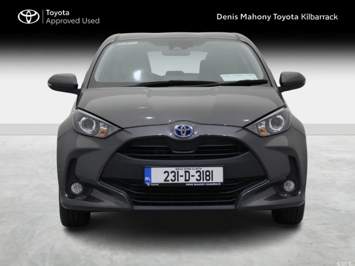 Toyota Yaris Hatchback, Petrol Hybrid, 2023, Grey