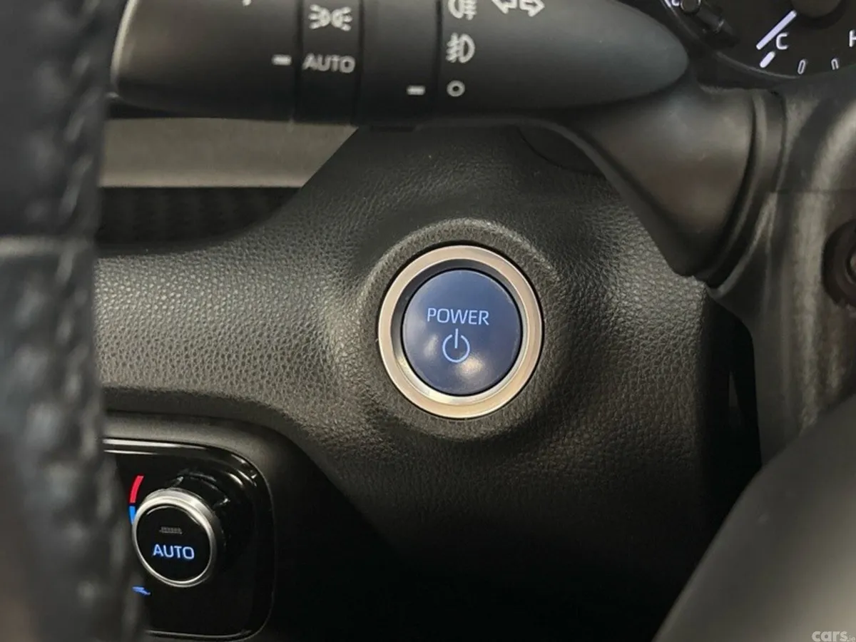 Toyota Yaris Hatchback, Petrol Hybrid, 2023, Grey