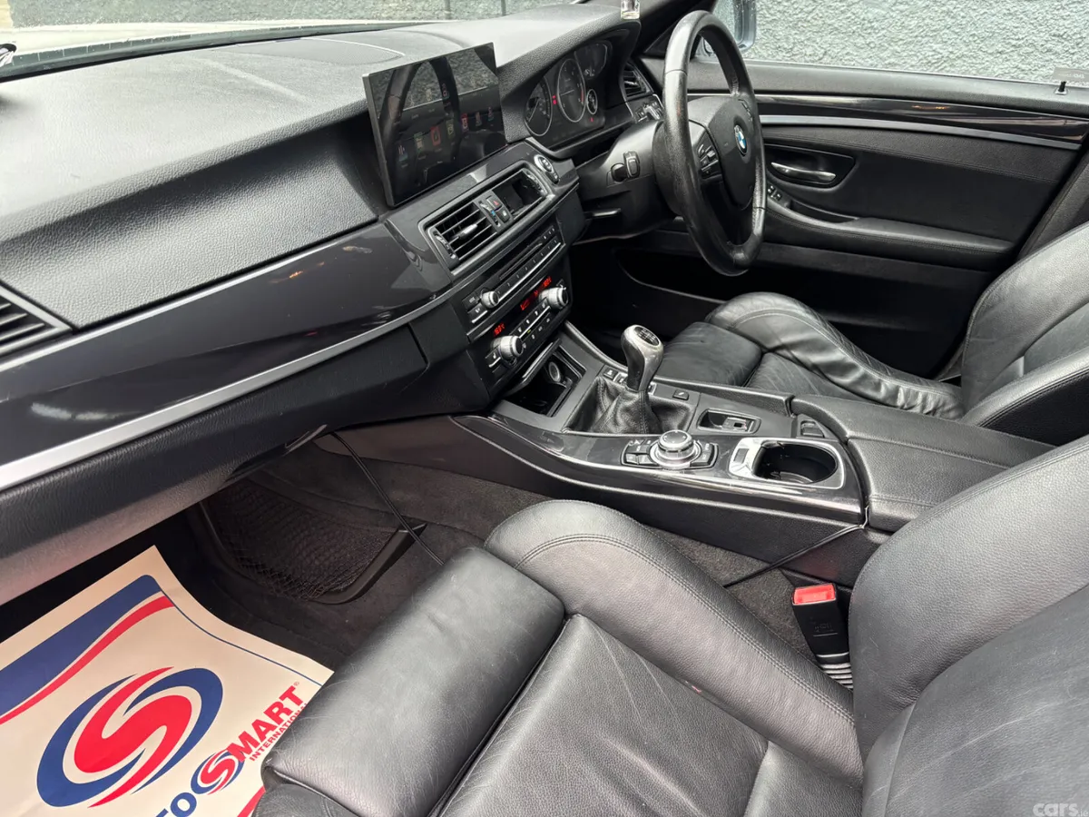 BMW 5-Series Saloon, Diesel, 2012, White