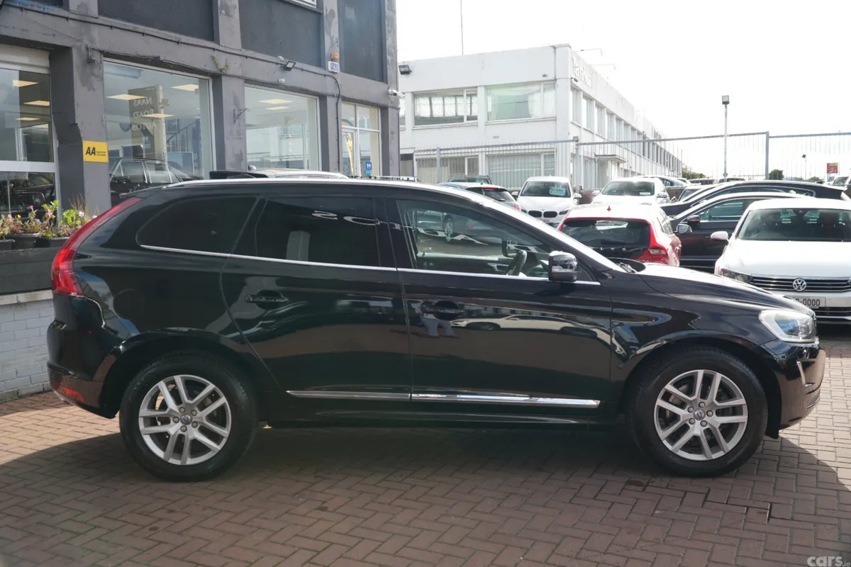 Volvo XC60 SUV, Diesel, 2017, Black