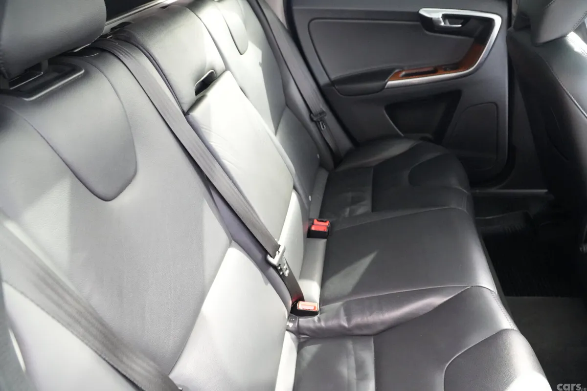 Volvo XC60 SUV, Diesel, 2017, Black