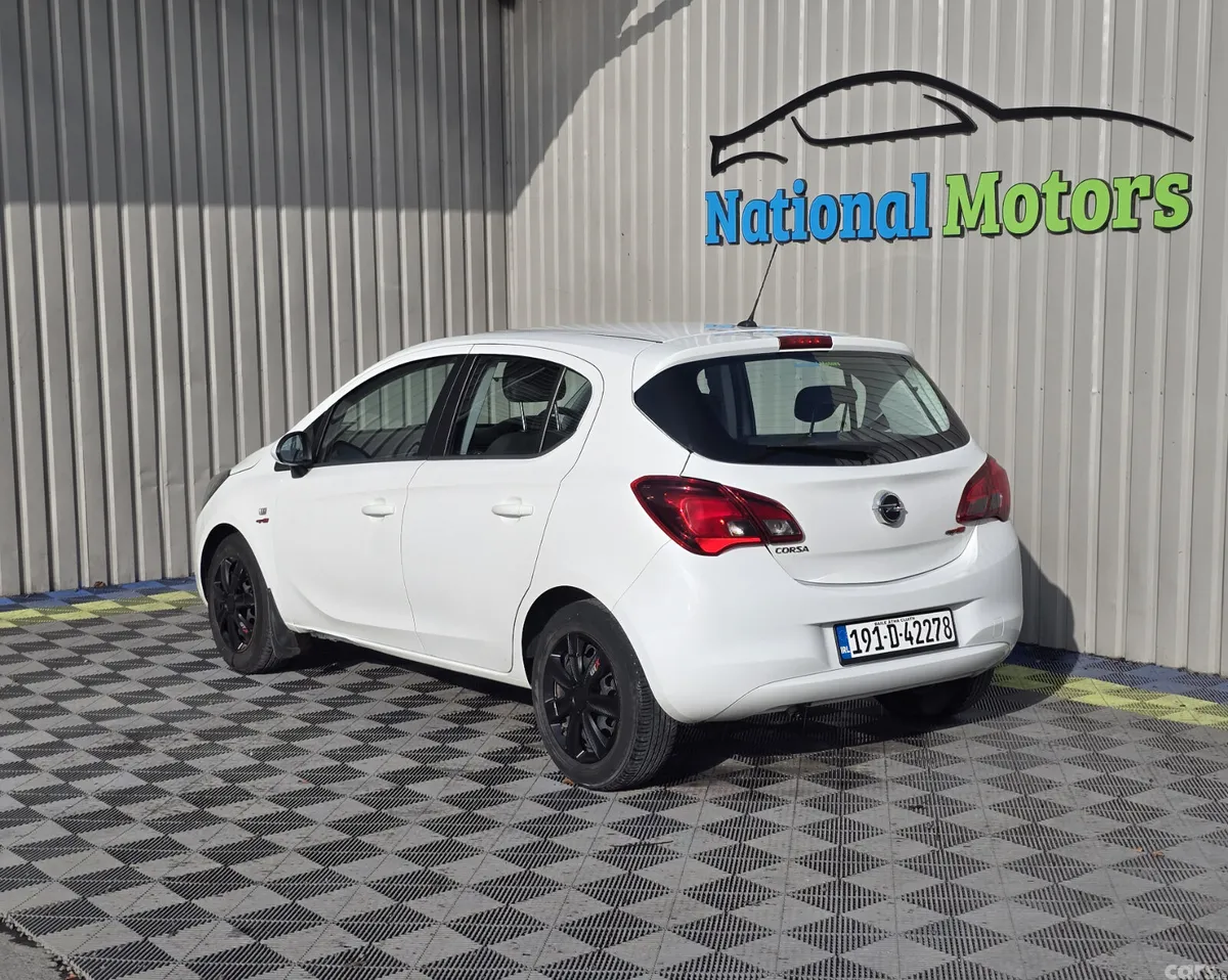 Opel Corsa Hatchback, Petrol, 2019, White