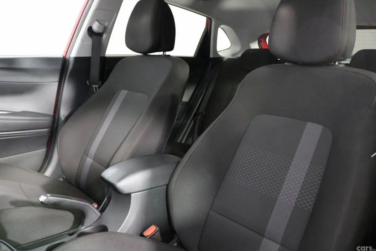 Hyundai i20 Hatchback, Petrol, 2024, Red