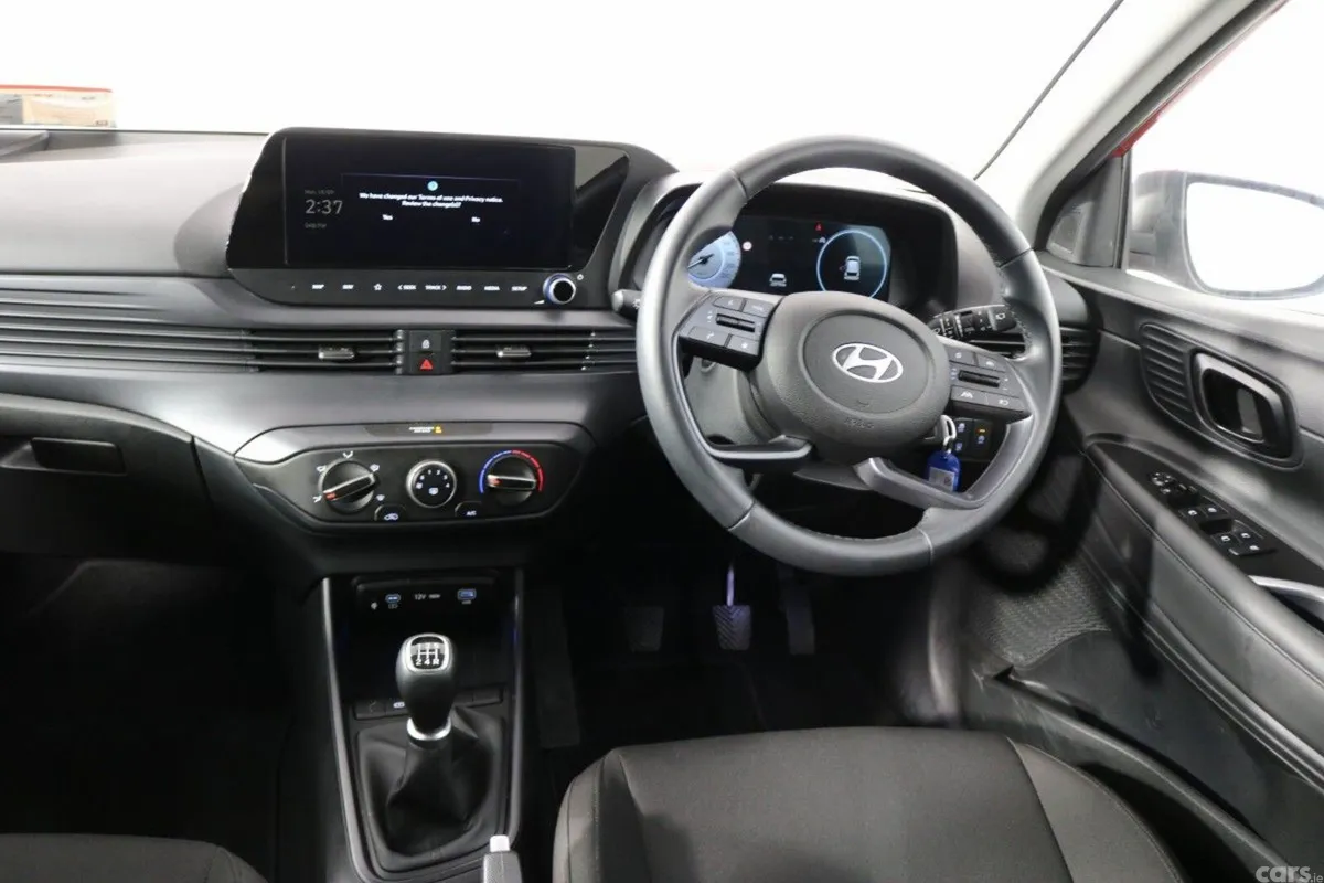Hyundai i20 Hatchback, Petrol, 2024, Red