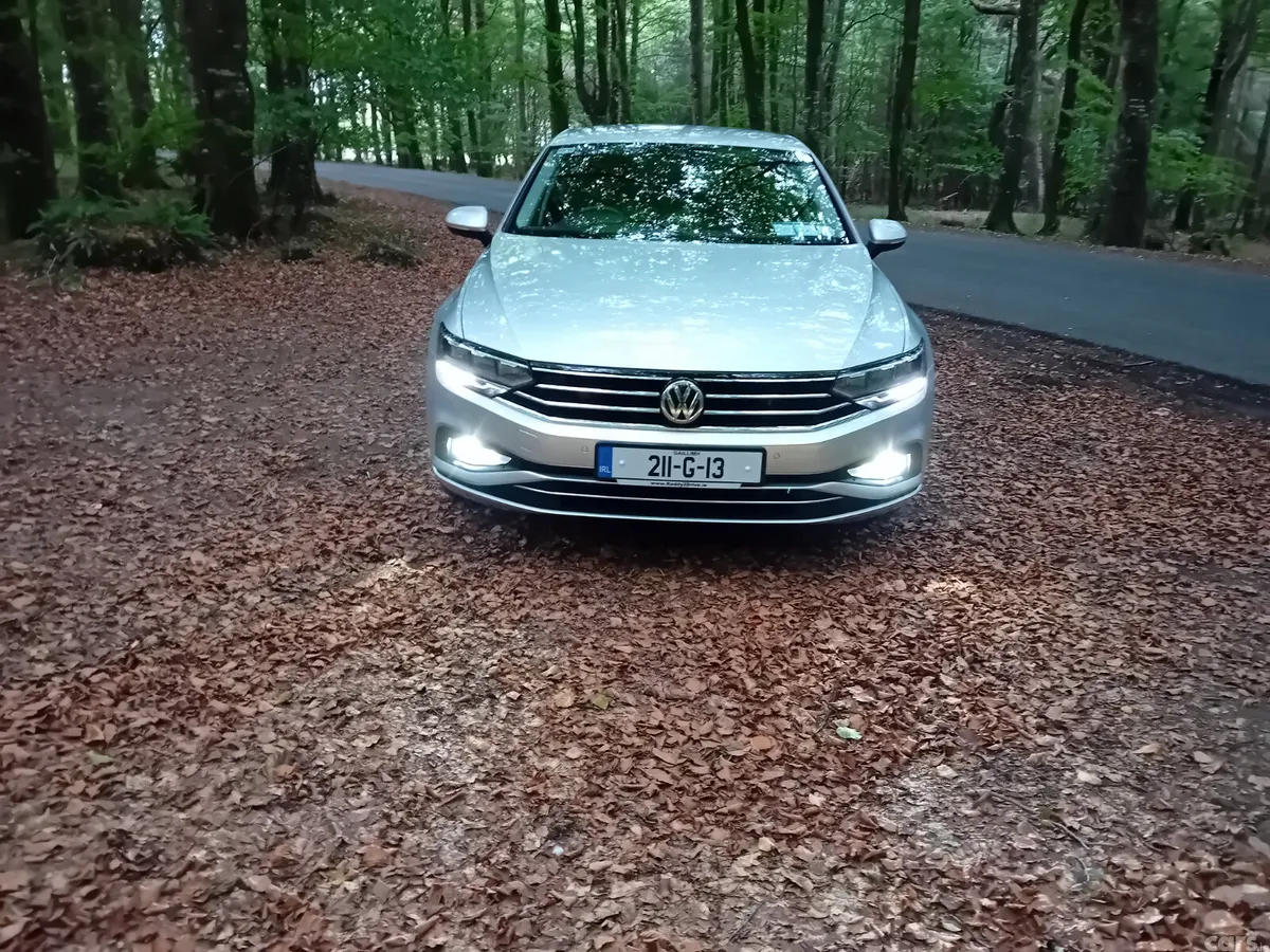 Volkswagen Passat Saloon, Diesel, 2021, Grey