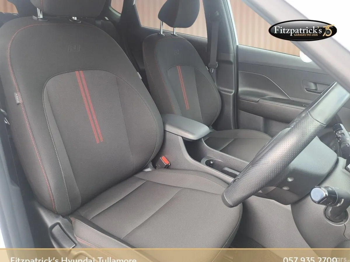 Hyundai KONA SUV, Petrol, 2023, White