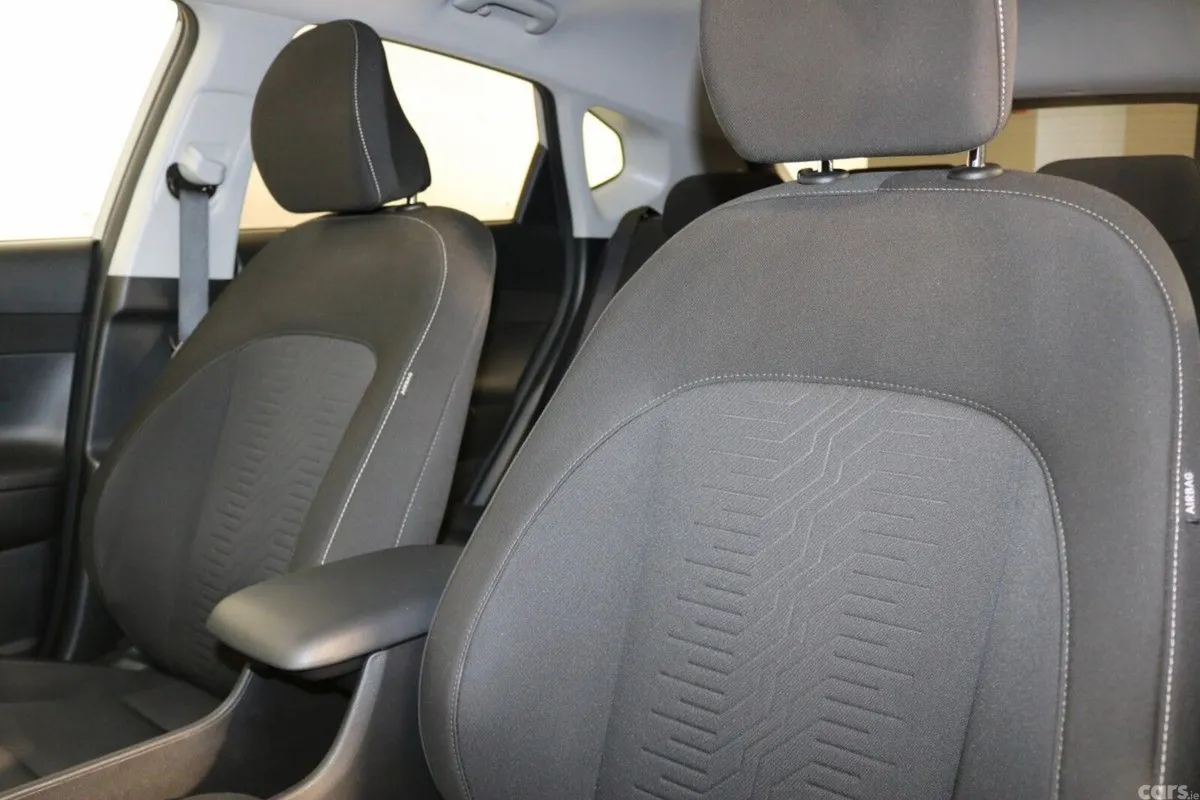 Hyundai KONA MPV, Petrol, 2023, Grey