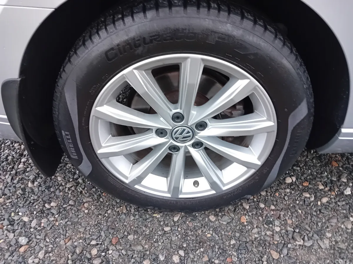 Volkswagen Passat Saloon, Diesel, 2021, Grey
