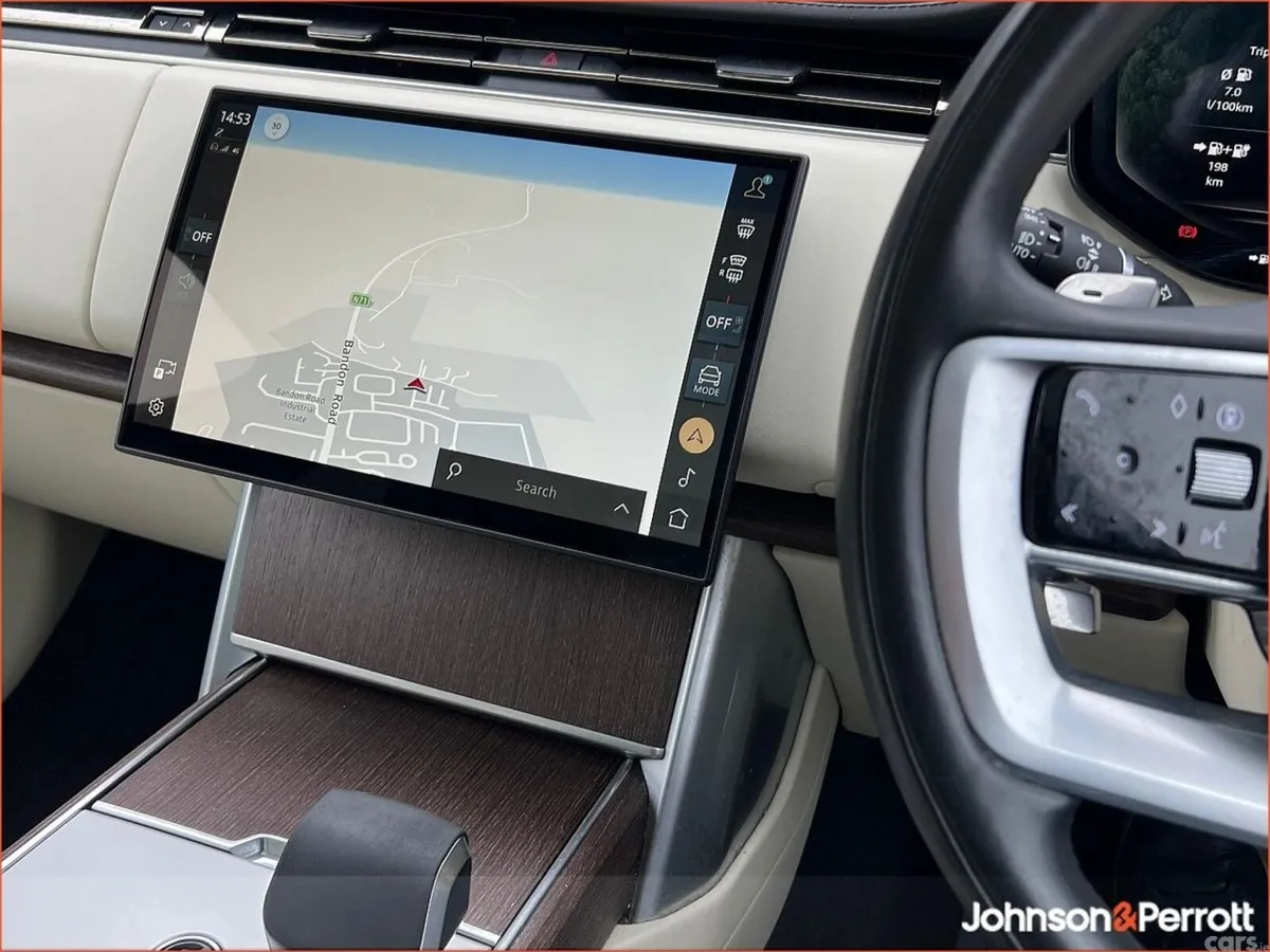 Land Rover Range Rover SUV, Petrol Plug-in Hybrid, 2024, Yellow