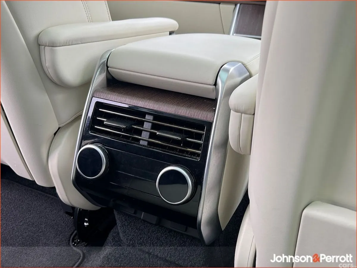 Land Rover Range Rover SUV, Petrol Plug-in Hybrid, 2024, Yellow