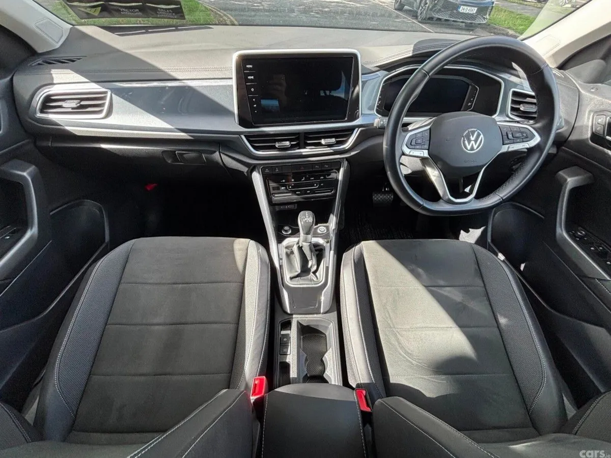 Volkswagen T-Roc SUV, Diesel, 2024, White
