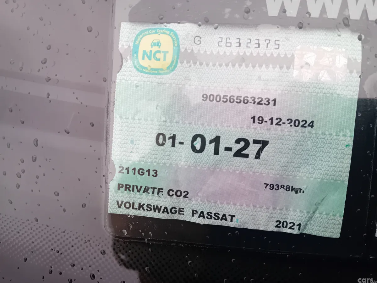 Volkswagen Passat Saloon, Diesel, 2021, Grey