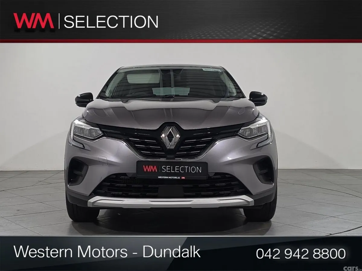 Renault Captur SUV, Petrol, 2022, Grey