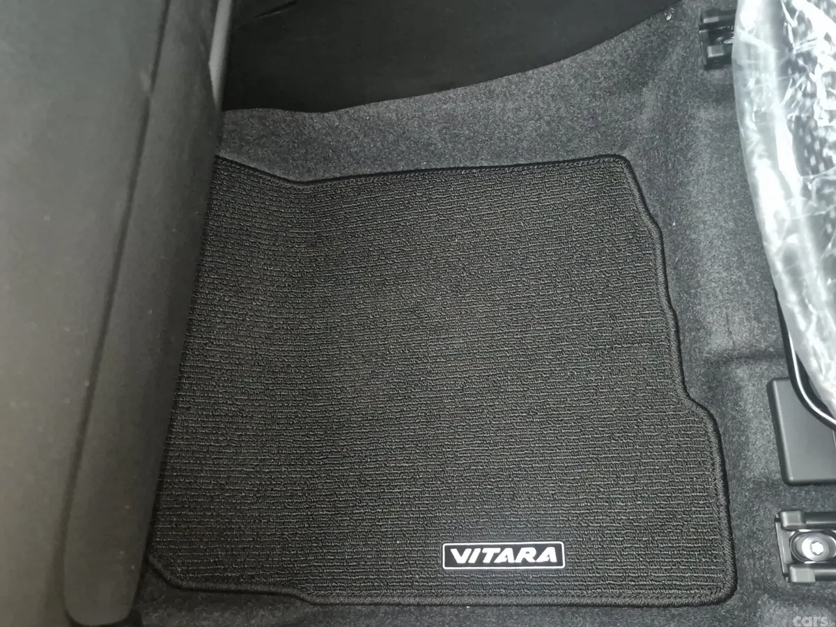 Suzuki Vitara SUV, Petrol Hybrid, 2026, Black