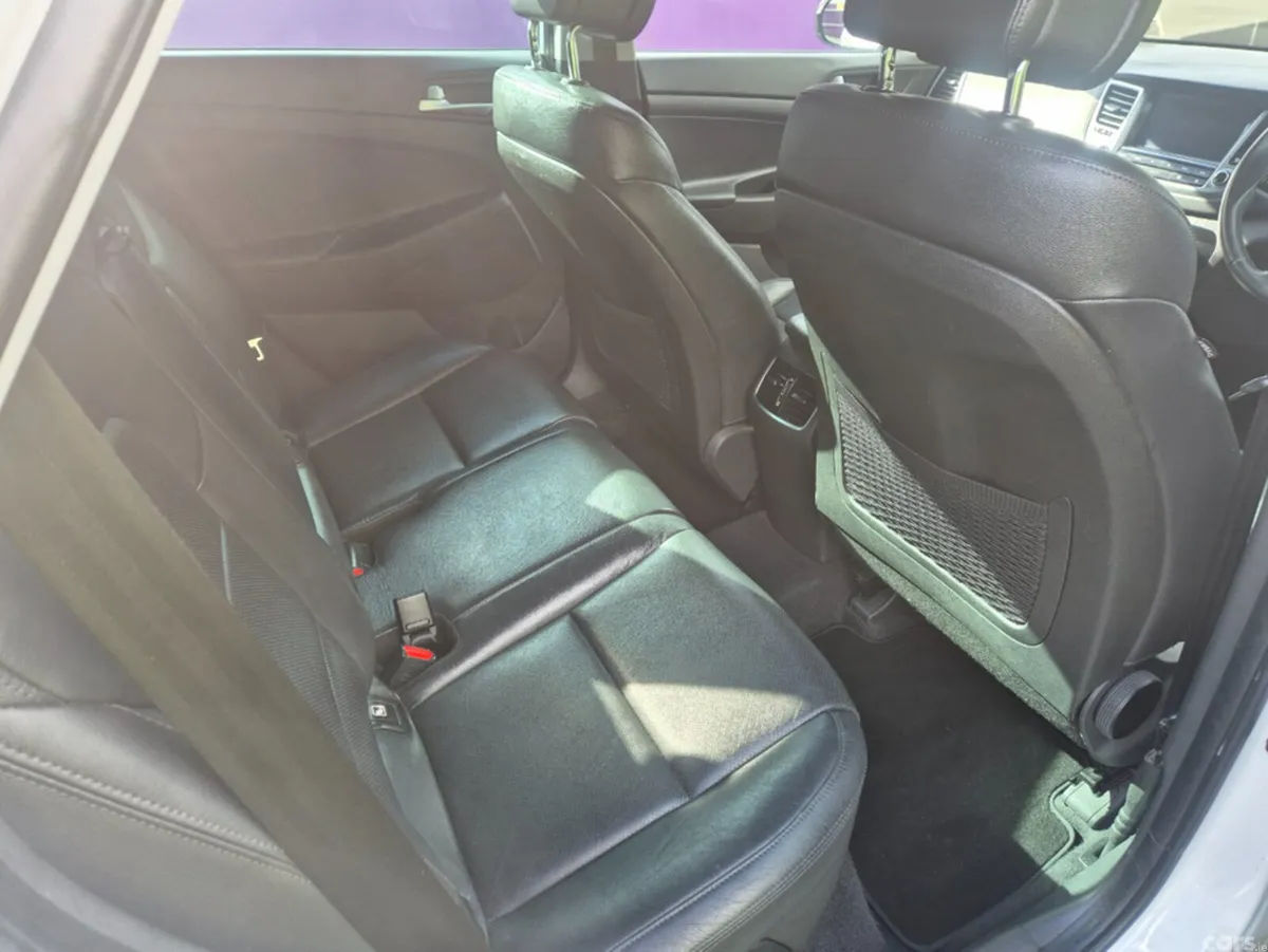 Hyundai Tucson MPV, Diesel, 2017, White