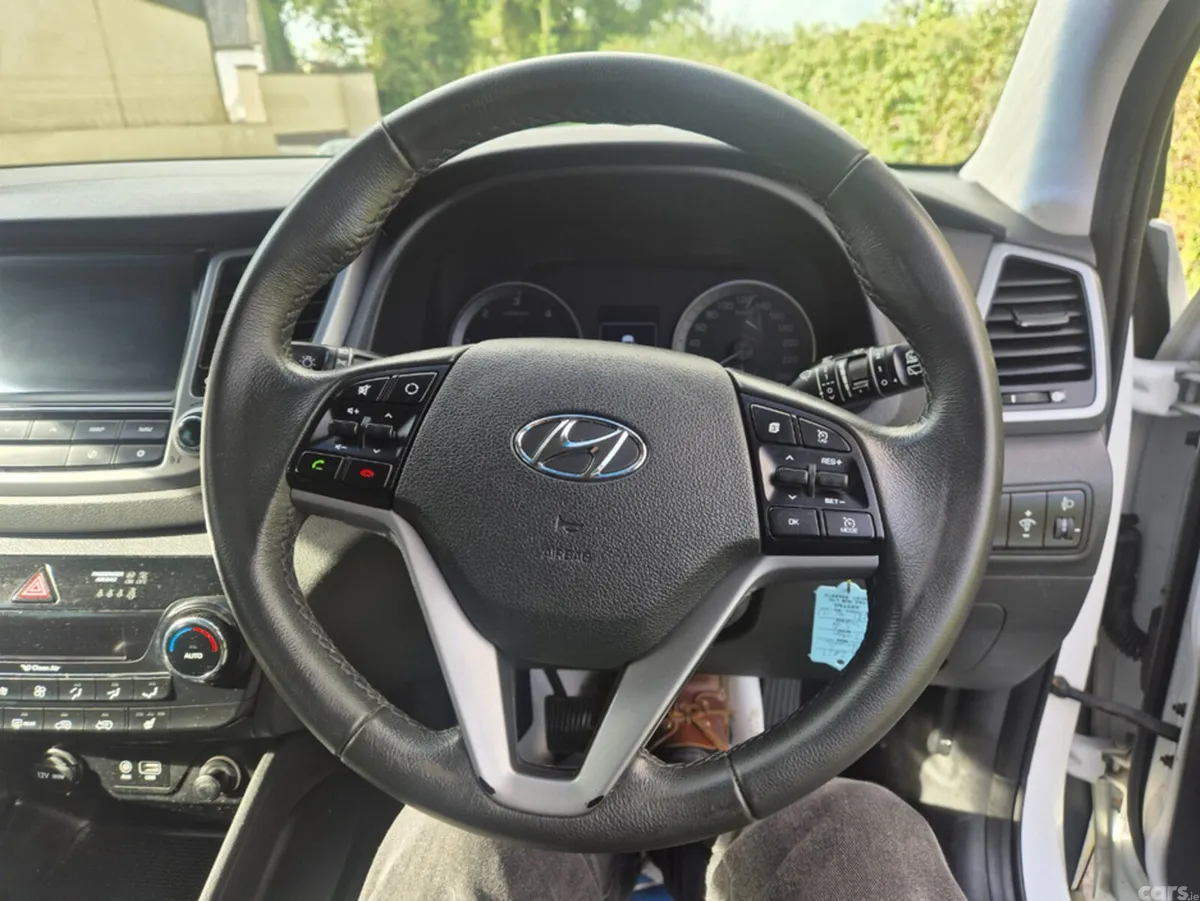 Hyundai Tucson MPV, Diesel, 2017, White